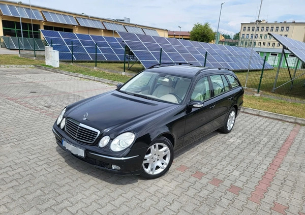 Mercedes-Benz Klasa E cena 29900 przebieg: 296000, rok produkcji 2005 z Kosów Lacki małe 326